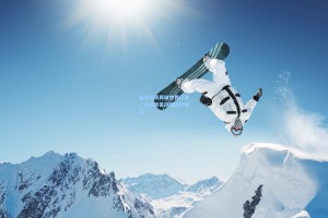 蝶泳名将再破世界纪录，泳坛新星闪耀国际赛场