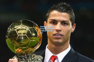 王哲林绝境展新技 试探步压哨三分点燃球场 中国男篮内线蜕变引热议