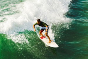 中国冰壶队世锦赛创佳绩 新生代选手展现强劲实力