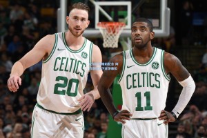 火箭打出精彩配合 阿门埋伏篮下吃饼暴扣